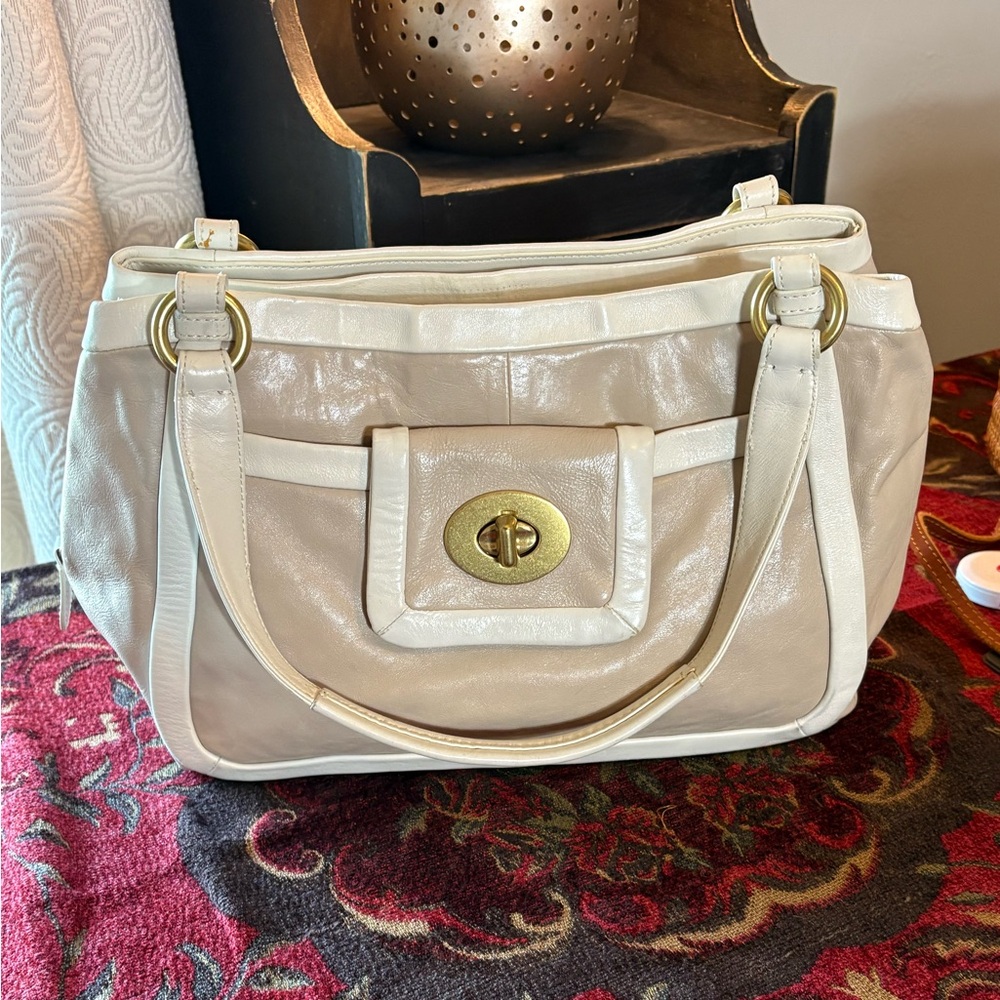 COACH Cricket Putty & White Leather Shoulder Bag Satchel